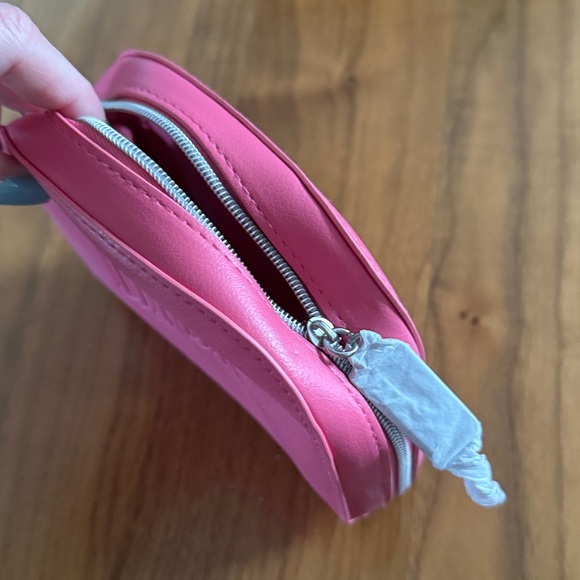 Dior Cosmetic Bag - Picture 3 of 3